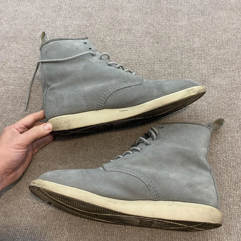 Dr.‎ Martens Whiton Boots Mens Size 11 Gray Suede Ankle Combat Lace Up Casual